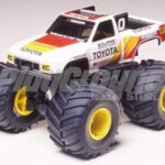 Tamiya 17009 1/32 Mini 4WD Toyota Hi-Lux Monster Racer Jr.
