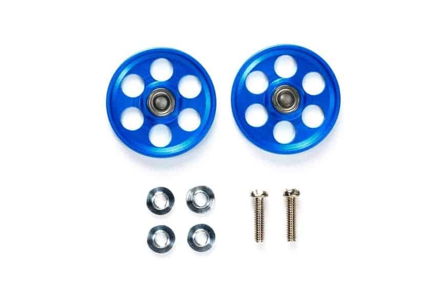 95315.jpg Tamiya 95315 1/32 Mini 4WD 19Mm Alum Ball-Race Rollers Hg Lw (Ringless/Blue) - Image 1